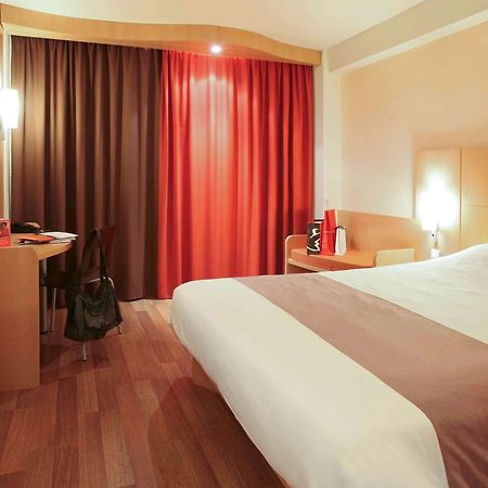 Hotel Ibis Брага Екстер'єр фото