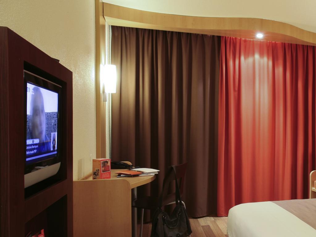 Hotel Ibis Брага Екстер'єр фото