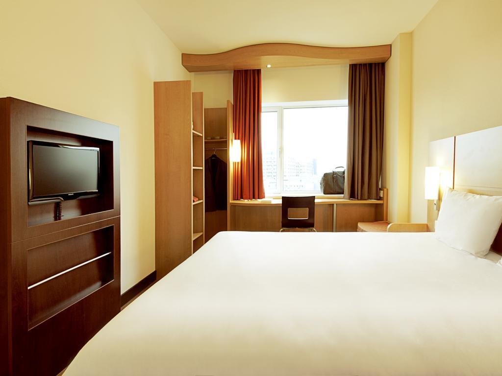 Hotel Ibis Брага Екстер'єр фото